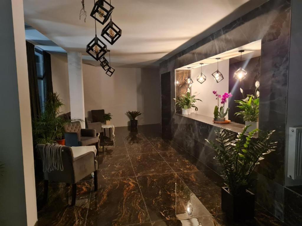 Hotel Aqua Palace Petroşani Eksteriør billede