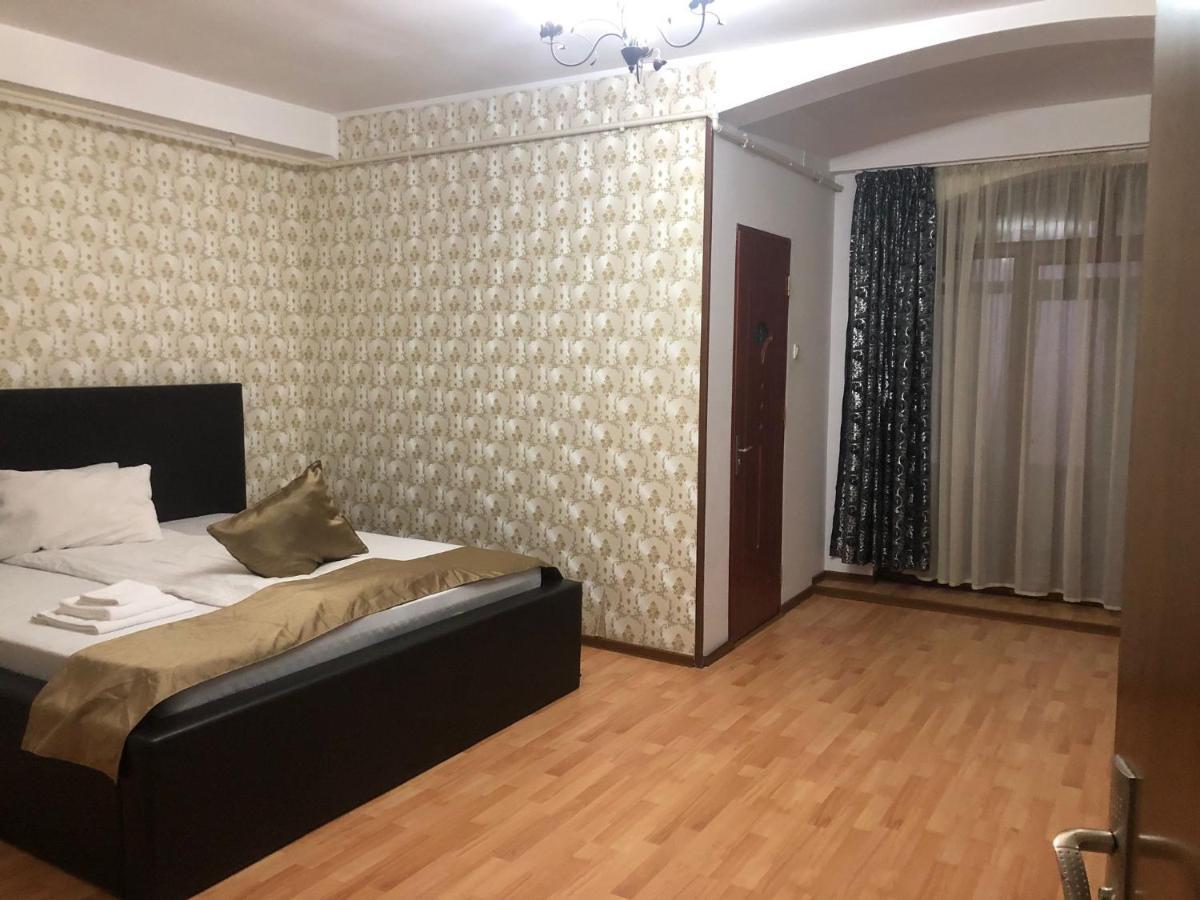 Hotel Aqua Palace Petroşani Eksteriør billede