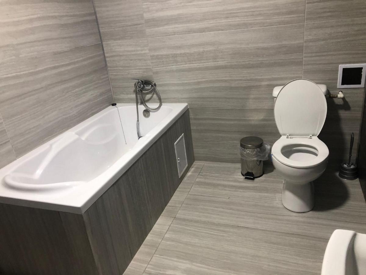 Hotel Aqua Palace Petroşani Eksteriør billede