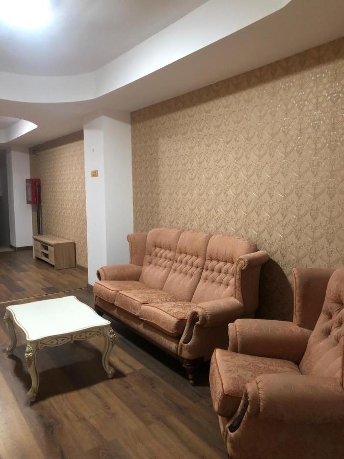 Hotel Aqua Palace Petroşani Eksteriør billede